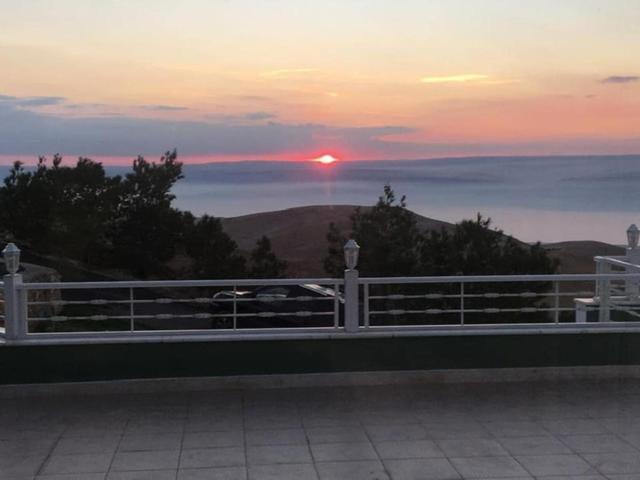Golden Rays Chalet Madaba Eksteriør billede